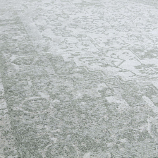 Living Room Rug Vintage Medallion Design in Multicolour | The Rugs