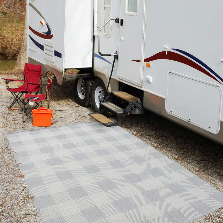 outdoor-rug-grey-checkered-design-caravan