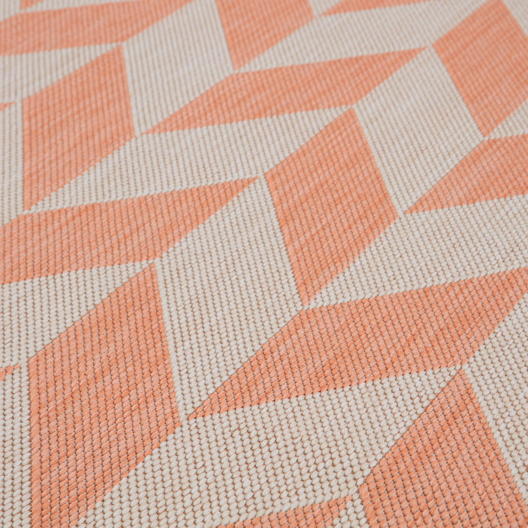 outdoor-rug-orange-chevron-design